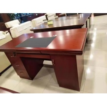 办公桌